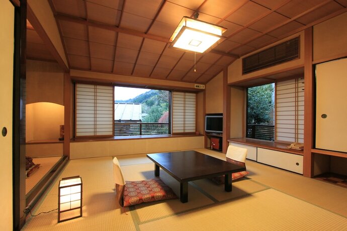 Imagen de la habitación del Hotel Yusakaso. Foto 21