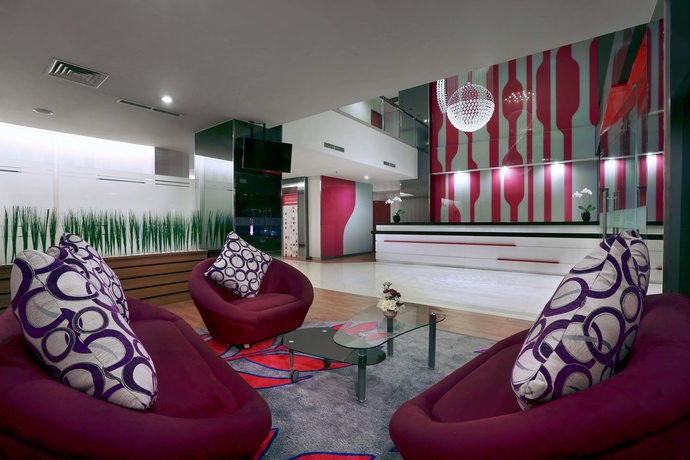 Imagen de los interiores del Hotel Yusra Inn Hotel Bekasi. Foto 14