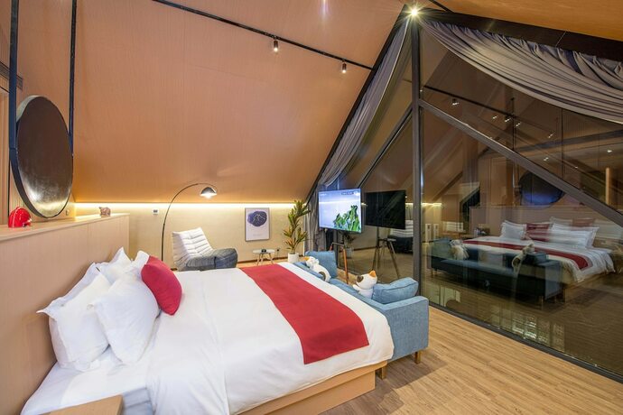 Imagen de la habitación del Hotel Yusu Star. Foto 16