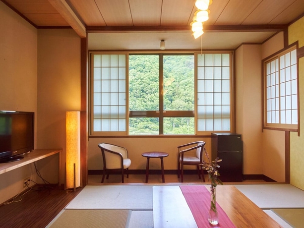 Imagen de la habitación del Hotel Yutorelo Bandai Atami. Foto 4
