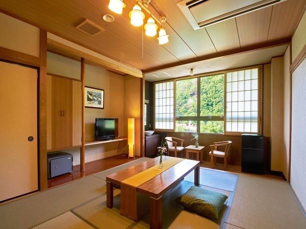 Imagen de la habitación del Hotel Yutorelo Bandai Atami. Foto 5