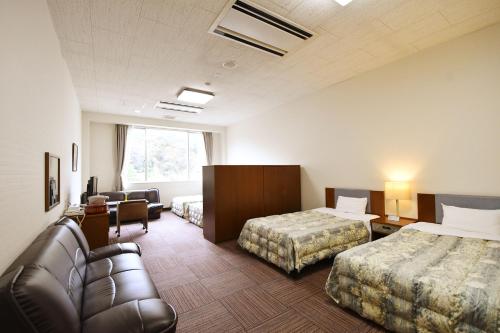 Imagen de la habitación del Hotel Yutoriro Bandai Atami. Foto 8
