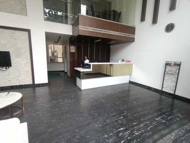 Imagen de los interiores del Hotel Yuvraj Palace Inn. Foto 20