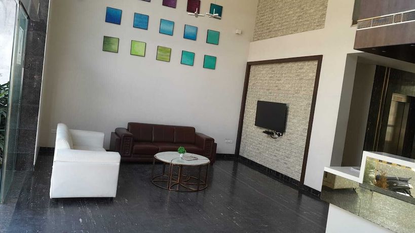 Imagen de la habitación del Hotel Yuvraj Palace Inn. Foto 13