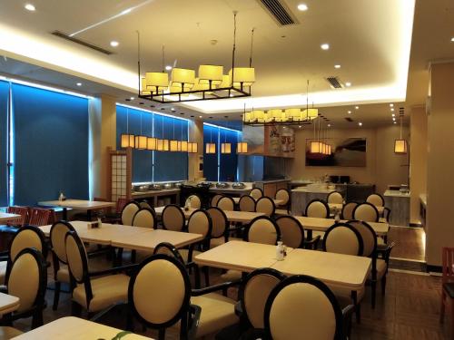 Imagen de la habitación del Hotel Yuyao Yonghegong. Foto 9