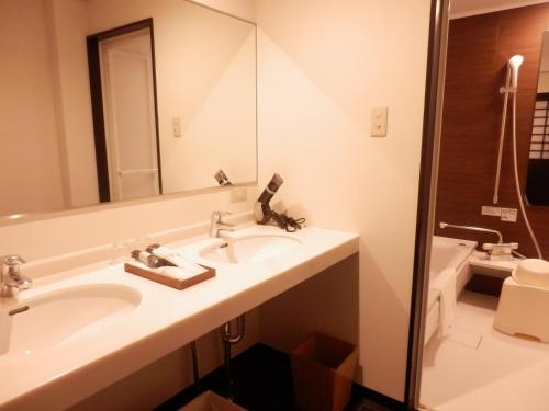 Imagen de la habitación del Hotel Yuyaruru Saisai. Foto 8