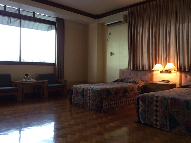 Imagen de la habitación del Hotel Yuzana. Foto 7