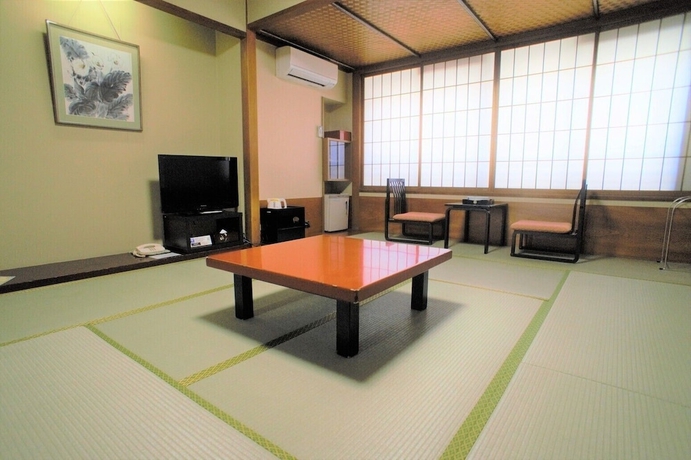 Imagen de la habitación del Hotel Yuzankaku. Foto 3
