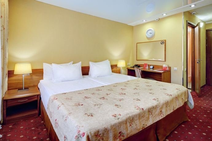 Imagen de la habitación del Hotel Yuzhniy. Foto 3