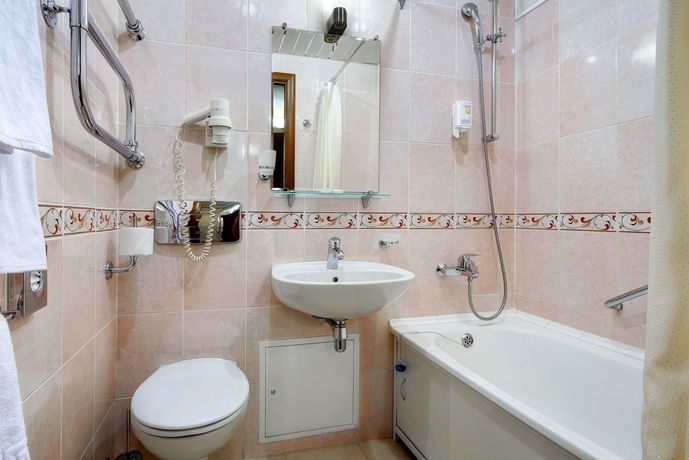 Imagen de la habitación del Hotel Yuzhniy. Foto 5