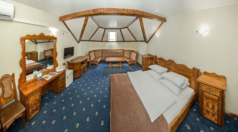 Imagen general del Hotel Yuzhny Dvorik. Foto 8