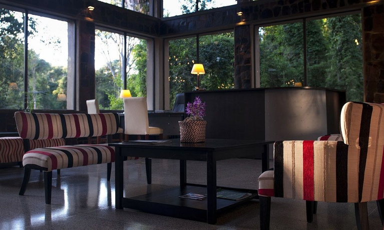 Imagen de los interiores del Hotel Yvy De Selva. Foto 10