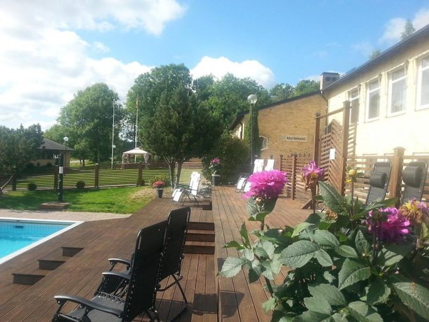 Imagen de la piscina del Hotel Yxneruml. Foto 20