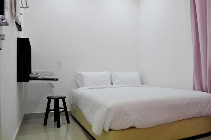 Imagen de la habitación del Hotel Yy48. Foto 2