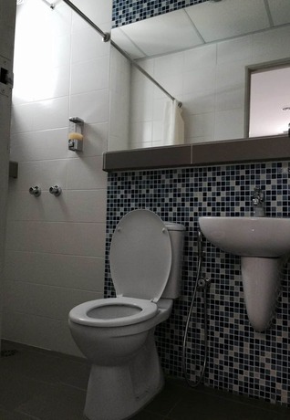 Imagen de la habitación del Hotel Yy48. Foto 9