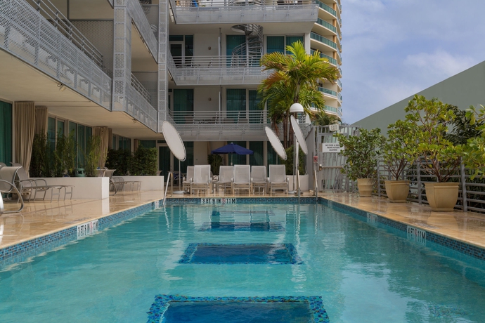 Imagen de la piscina del Hotel Z Ocean Hotel, Classico A Sonesta Collection. Foto 16