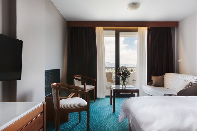 Imagen de la habitación del Hotel Z Palace and Congress Center. Foto 12