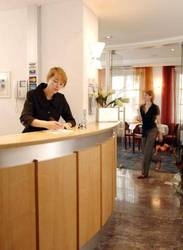 Imagen general del Hotel ZACH. Foto 10