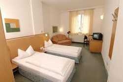 Imagen de la habitación del Hotel ZACH. Foto 18