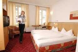 Imagen de la habitación del Hotel ZACH. Foto 19