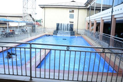 Imagen general del Hotel ZAFIKE ROYAL. Foto 13