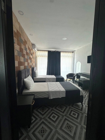 Imagen de la habitación del Hotel ZELLA CITY HOTEL. Foto 1