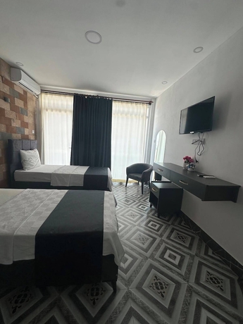 Imagen de la habitación del Hotel ZELLA CITY HOTEL. Foto 11