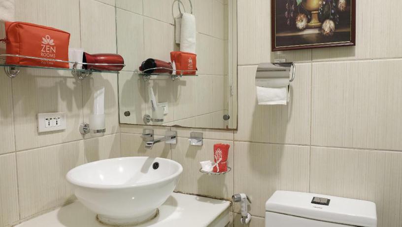 Imagen de la habitación del Hotel ZEN ROOMS MALATE ROBINSONS. Foto 6