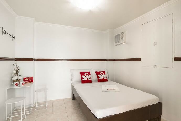 Imagen de la habitación del Hotel ZEN Rooms 10th Ave Cubao (ZEN Safety Assurance). Foto 11