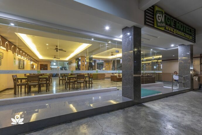 Imagen de los interiores del Hotel ZEN Rooms A. Pichon Davao. Foto 16
