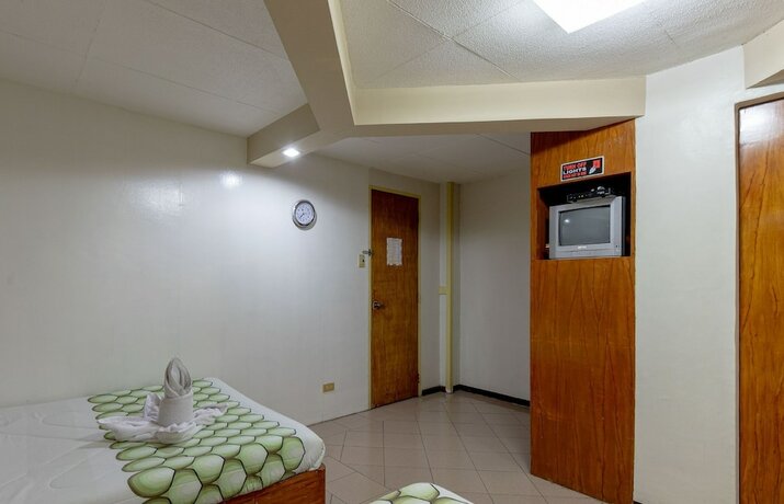 Imagen de la habitación del Hotel ZEN Rooms Basic Mercenary Inn. Foto 13