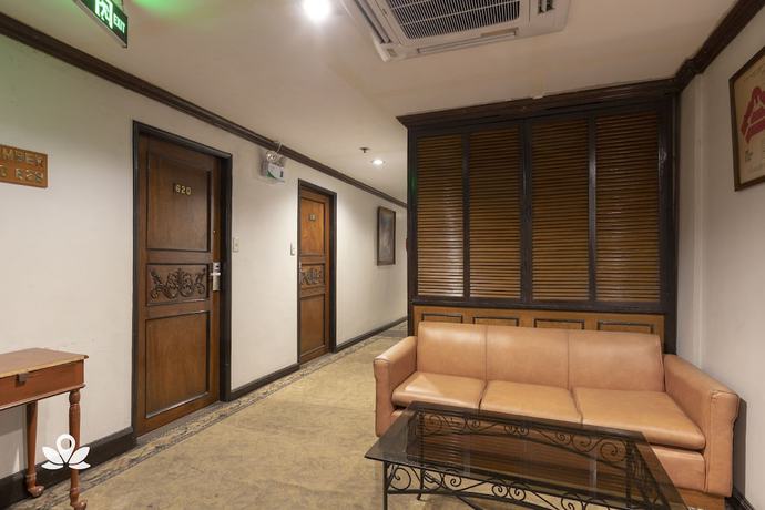 Imagen de los interiores del Hotel ZEN Rooms Camelot Hotel QC. Foto 19