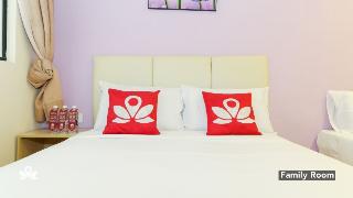 Imagen general del Hotel ZEN Rooms Charisma Hotel. Foto 9