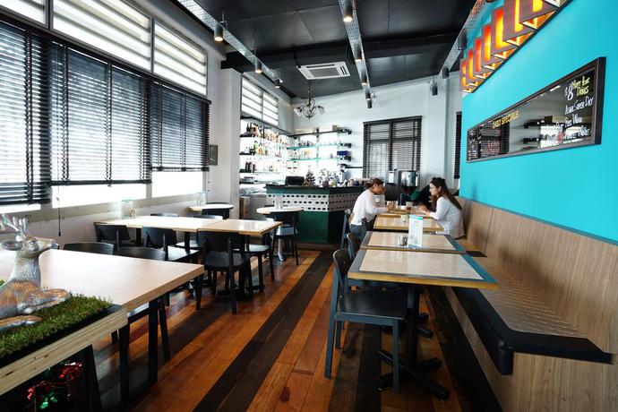 Imagen de los interiores del Hotel ZEN Rooms Farrer Park. Foto 7