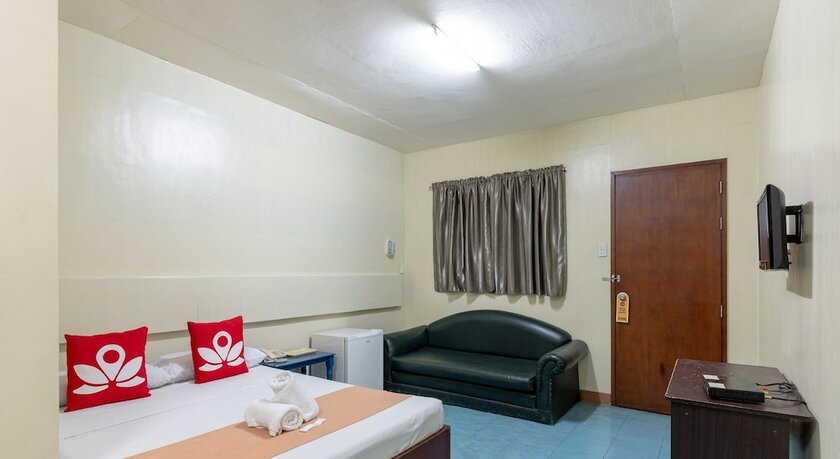 Imagen de la habitación del Hotel ZEN Rooms Middle Town Inn Bacolod. Foto 16