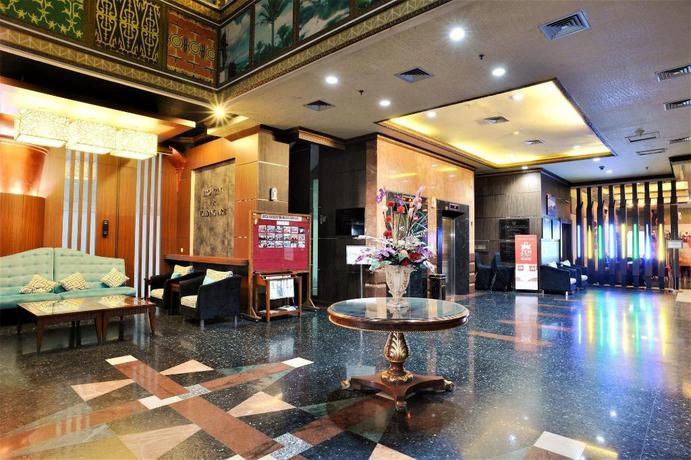 Imagen de los interiores del Hotel ZEN Rooms Near Grand Indonesia Mall. Foto 10