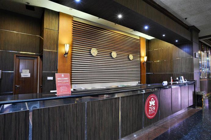 Imagen de los interiores del Hotel ZEN Rooms Near Grand Indonesia Mall. Foto 12