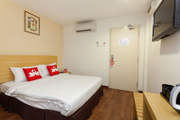 Imagen de los interiores del Hotel ZEN Rooms Opposite YMCA. Foto 19