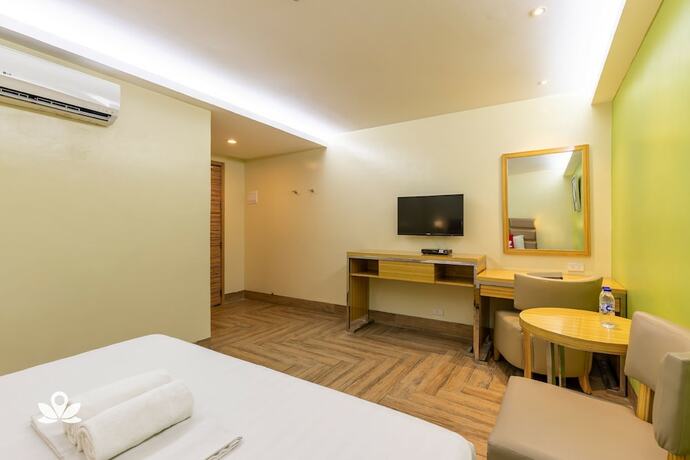 Imagen de la habitación del Hotel ZEN Rooms Sun Star Manila. Foto 11