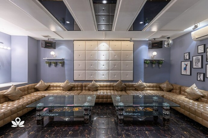 Imagen de los interiores del Hotel ZEN Rooms Sun Star Manila. Foto 12