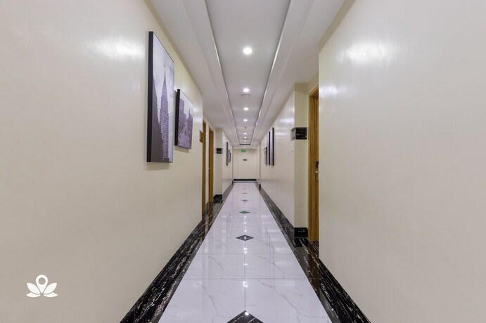 Imagen de los interiores del Hotel ZEN Rooms Sun Star Manila. Foto 15