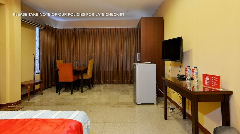 Imagen de la habitación del Hotel ZEN Rooms Terogong near Pondok Indah. Foto 9