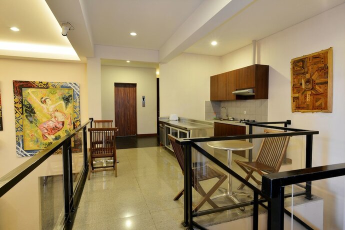 Imagen de los interiores del Hotel ZEN Rooms Terogong near Pondok Indah. Foto 19