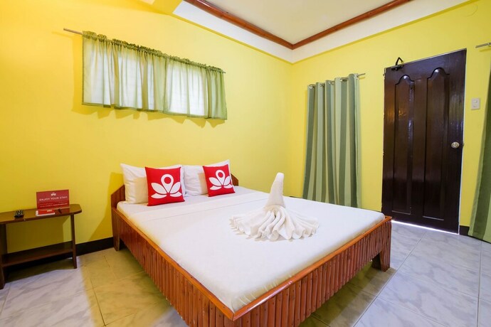 Imagen de la habitación del Hotel ZEN Rooms White Beach. Foto 8