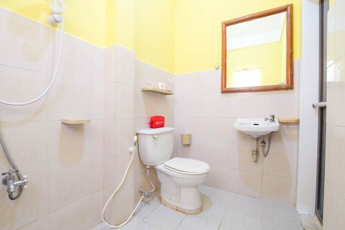 Imagen de la habitación del Hotel ZEN Rooms White Beach. Foto 9