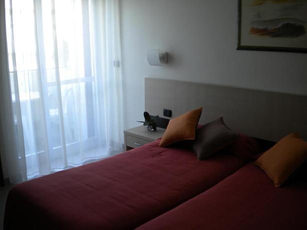 Imagen de la habitación del Hotel ZENIT HOTEL. Foto 7