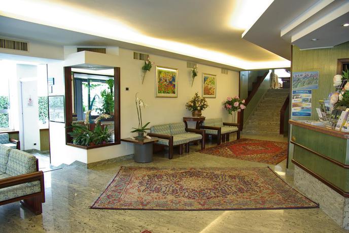Imagen de los interiores del Hotel ZENIT HOTEL. Foto 15