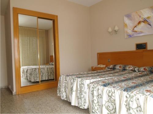 Imagen de la habitación del Hotel ZENIT MAR. Foto 7