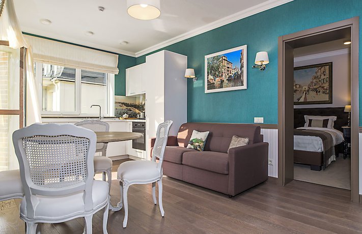 Imagen de la habitación del Hotel ZENTRUM, Chisinau. Foto 17