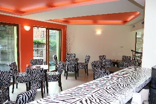 Imagen general del Hotel ZEUS, Pomorie. Foto 2